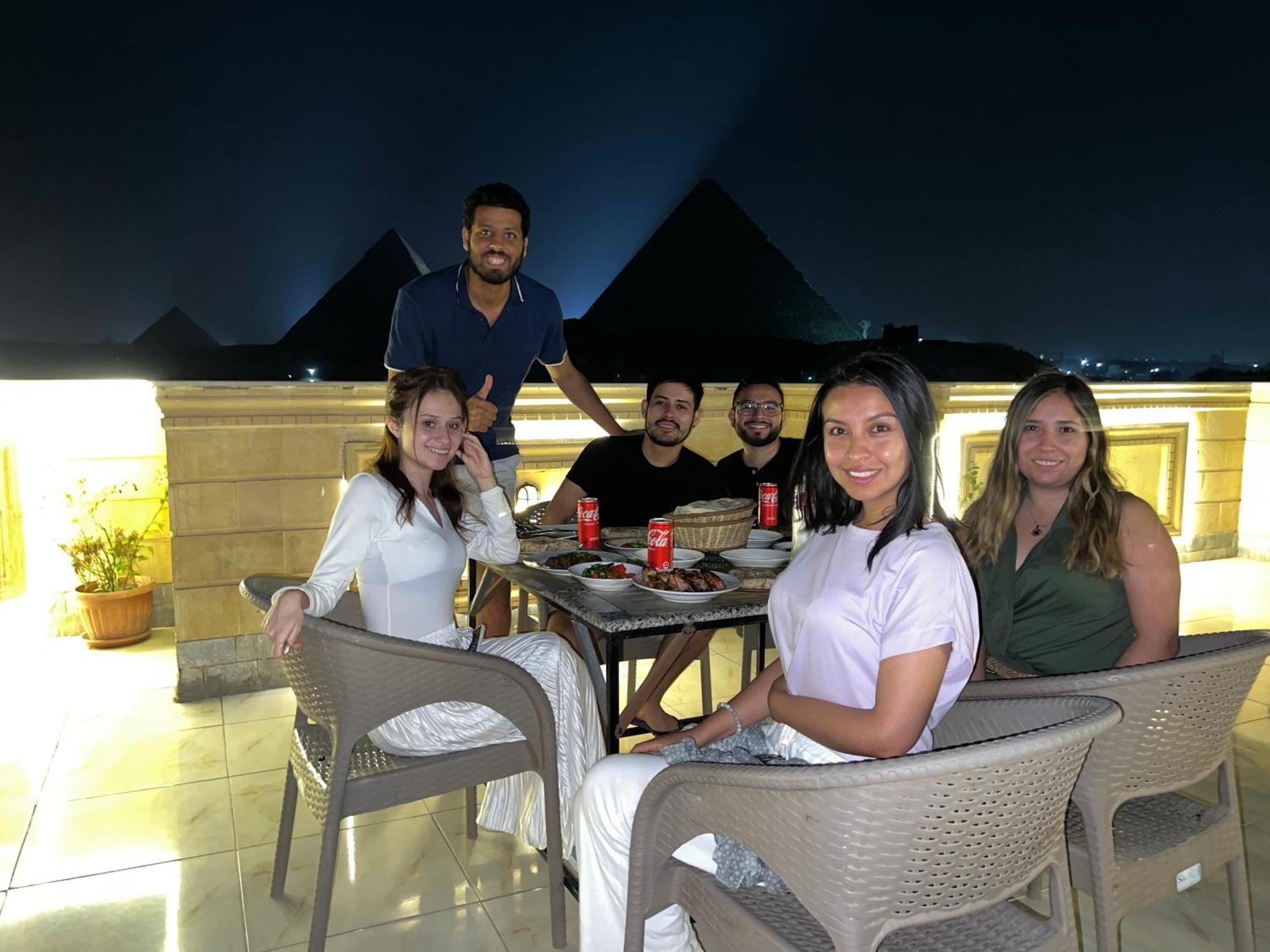 Moses Pyramids Inn Kafret el-Gabal Eksteriør billede